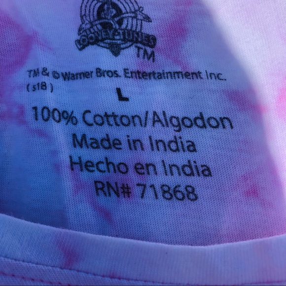 🥳🥳🥳SOLD🥳🥳🥳Looney Tunes Printed Tee⭐️ - Picture 4 of 5